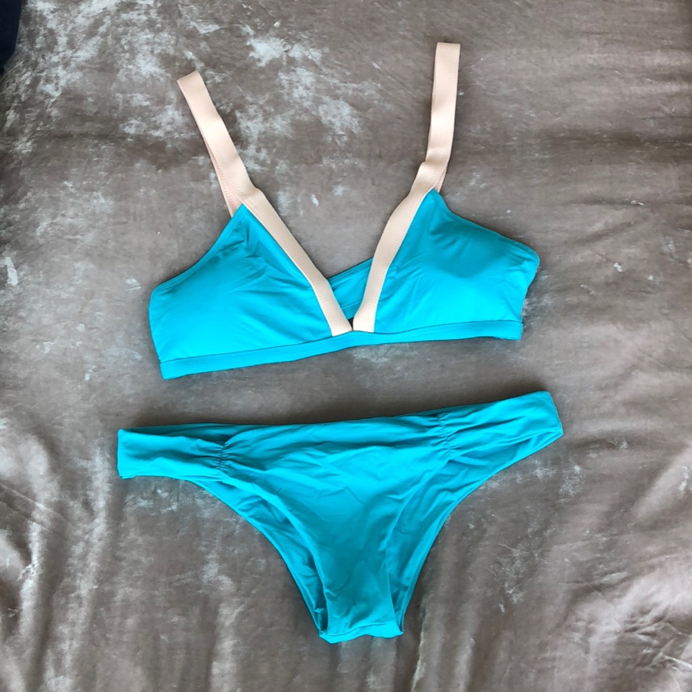 Bathing suit